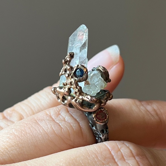 Crystal Point Black Statement Ring. Sz  6.5 - Picture 3 of 6